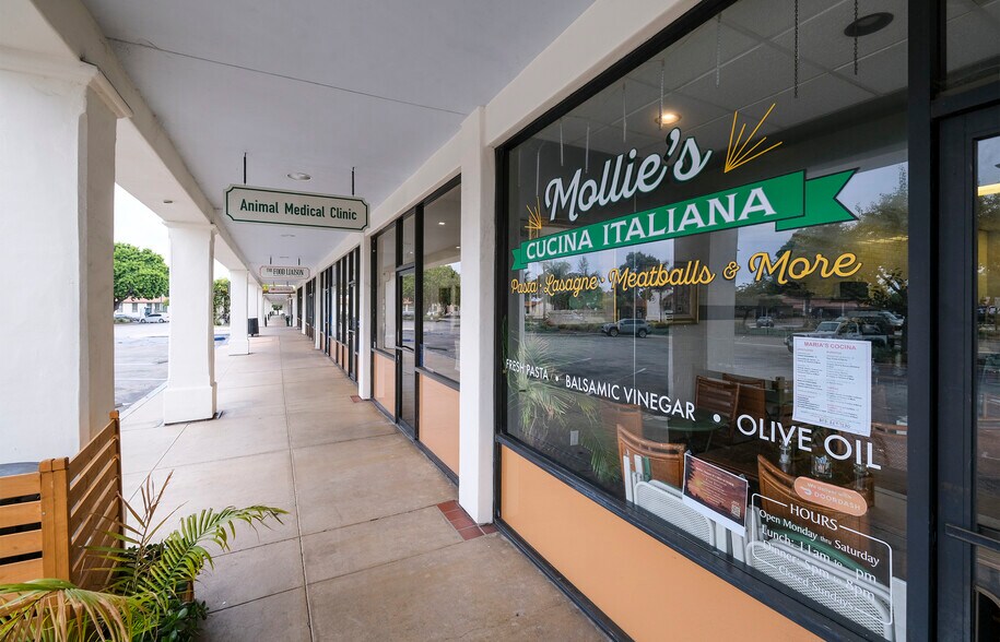 More Photos Of 1001-1049 Casitas Pass Rd, Carpinteria Storefront For Lease