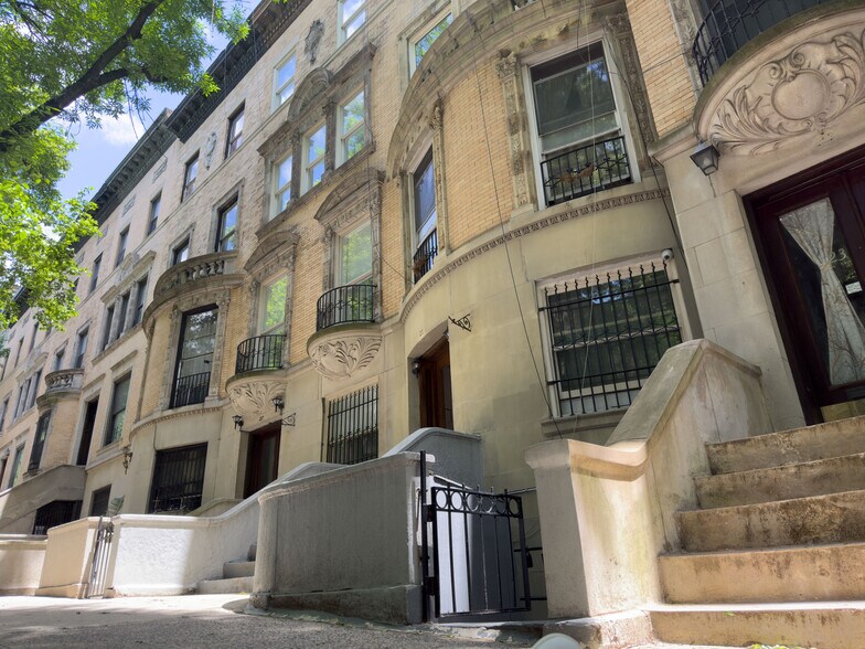 More Photos Of 25 Hamilton Ter, New York Apartments For Sale