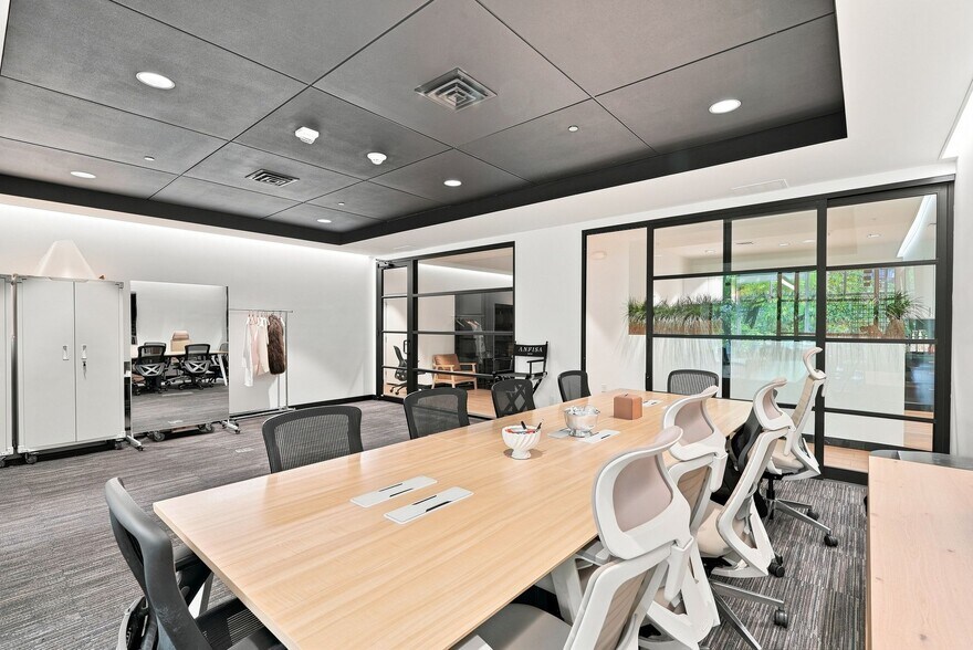 More Photos Of 510 W Riverside Ave, Spokane Office For Lease