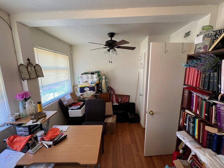 More Photos Of 911 Sunrise Blvd, Fort Pierce Religious Facility For Sale