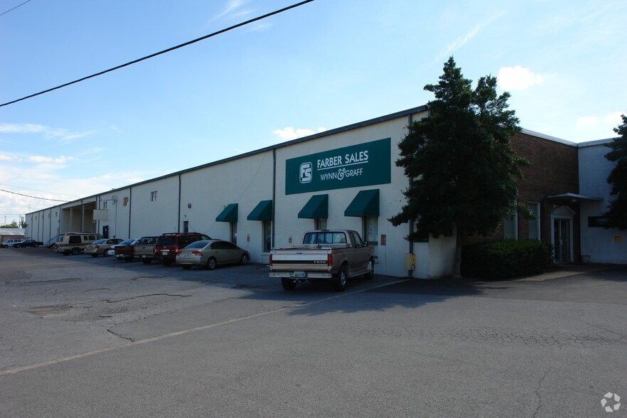 More Photos Of 2611-2615 Grandview Ave, Nashville Distribution For Lease