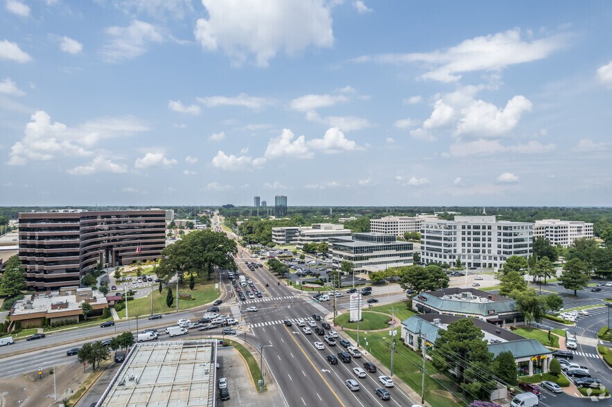 More Photos Of 6060 Poplar Ave, Memphis Office For Lease