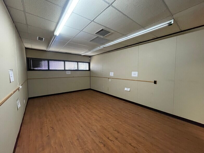 More Photos Of 205 S Westgate Dr, Greensboro Research And Development For Sale