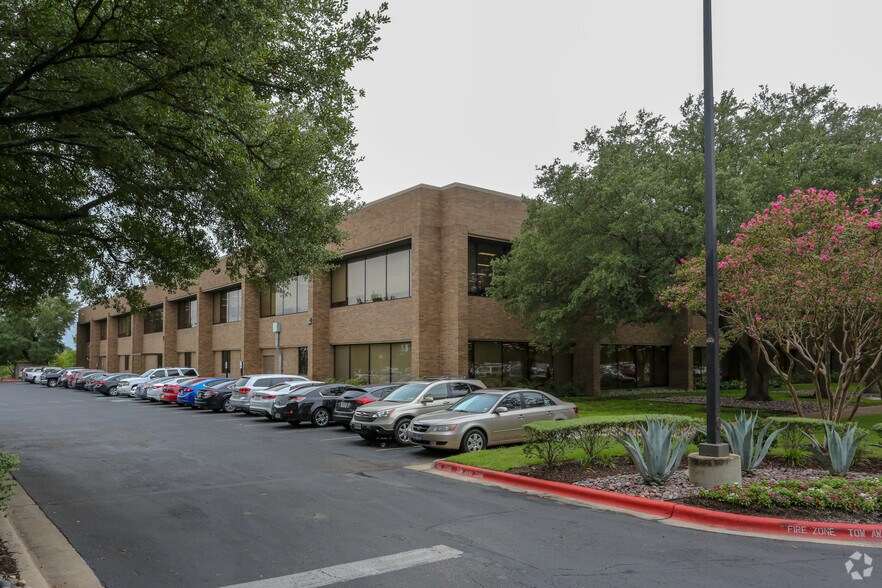 More Photos Of 5900 E Ben White Blvd, Austin Office For Lease