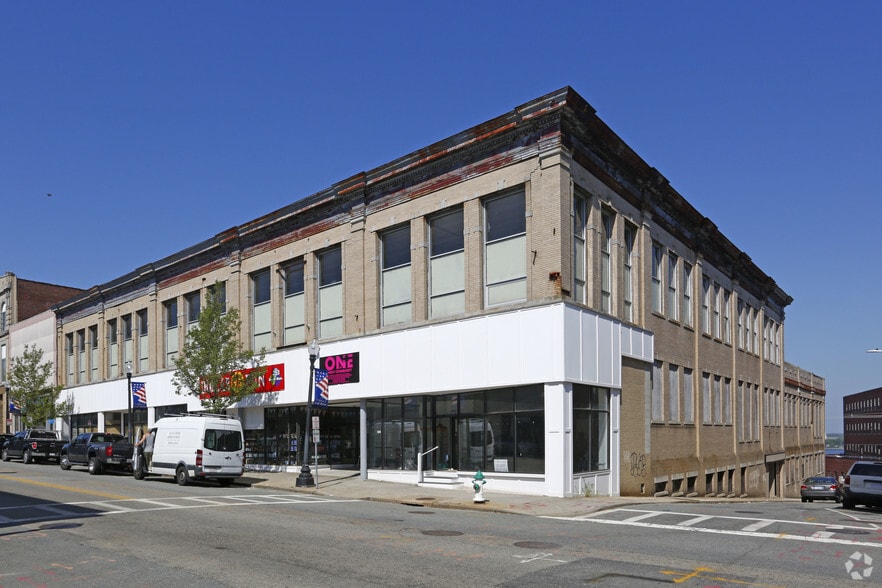 Primary Photo Of 251-255 S Main St, Fall River Office For Lease