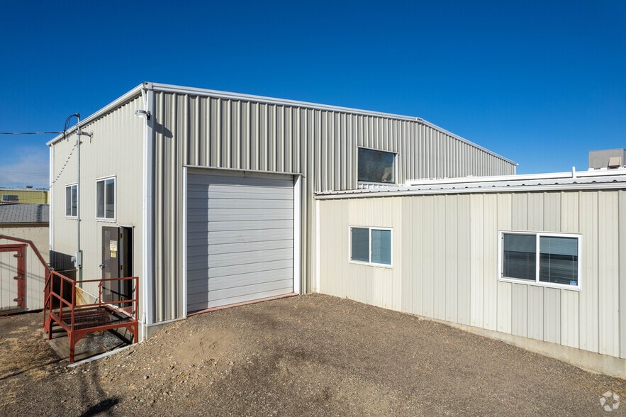 More Photos Of 733 S Bowen St, Longmont Warehouse For Sale