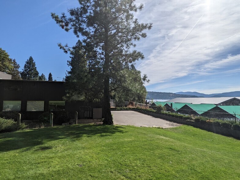 More Photos Of 1090 E Lakeshore Dr, Coeur d'Alene Office For Lease