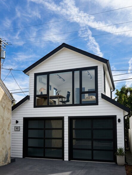 More Photos Of 220 N Oxford Ave, Los Angeles Office Residential For Sale