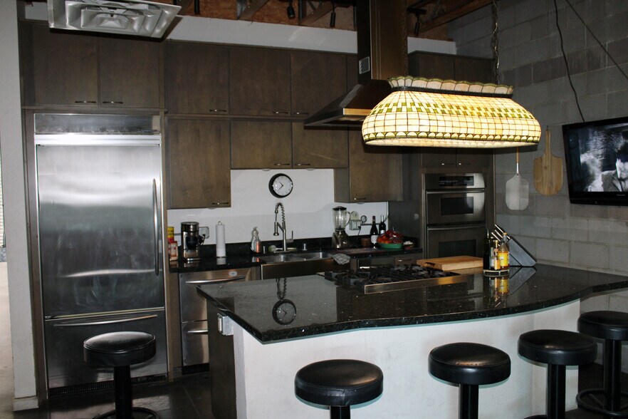 More Photos Of 4081 Silvestri Ln, Las Vegas Office For Sale