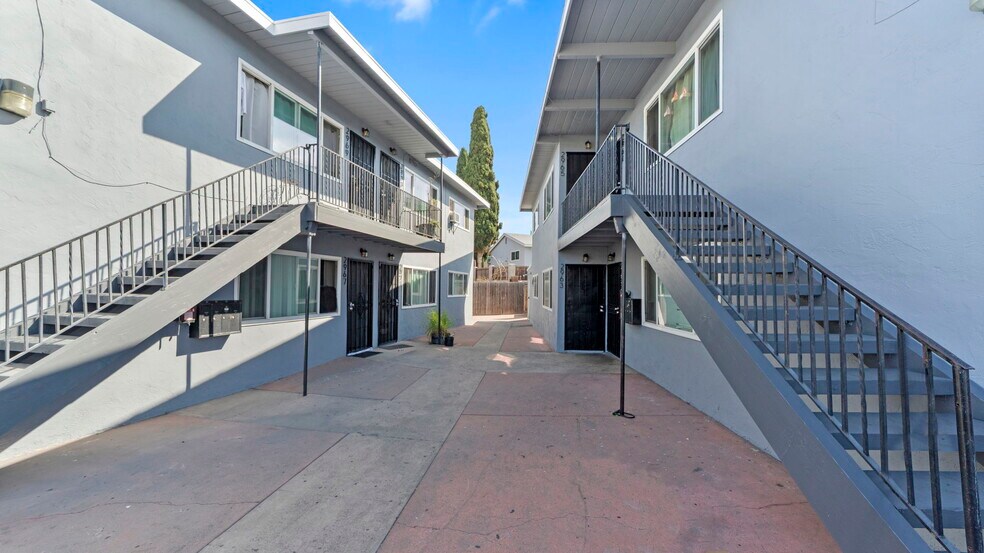 More Photos Of 2959-2981 54th St, San Diego Apartments For Sale