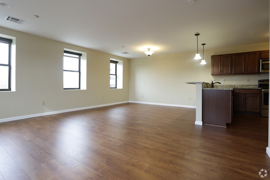 More Photos Of 528 N New St, Bethlehem Apartments For Sale