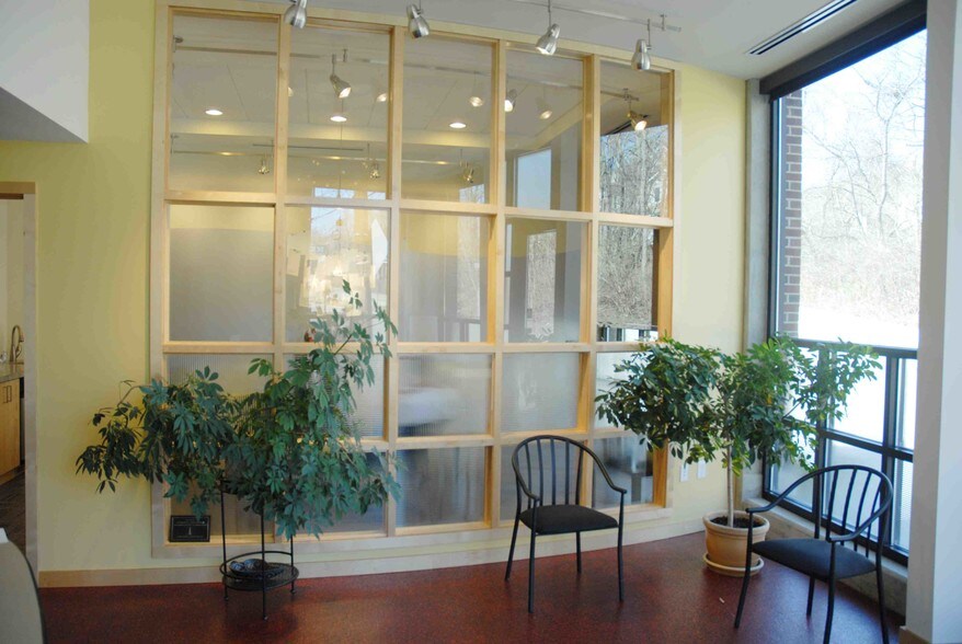 More Photos Of 3251 Riverside Dr, Cincinnati Loft Creative Space For Lease