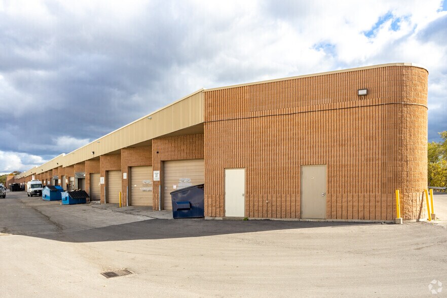 More Photos Of 2370 Midland Ave, Toronto Warehouse For Sale