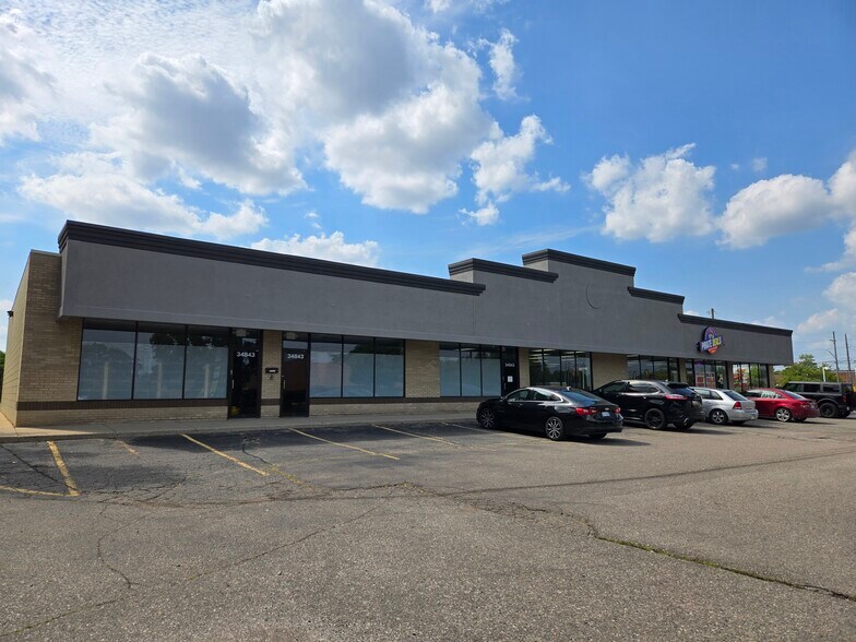 More Photos Of 13400-13480 E 15 Mile Rd, Sterling Heights Unknown For Lease