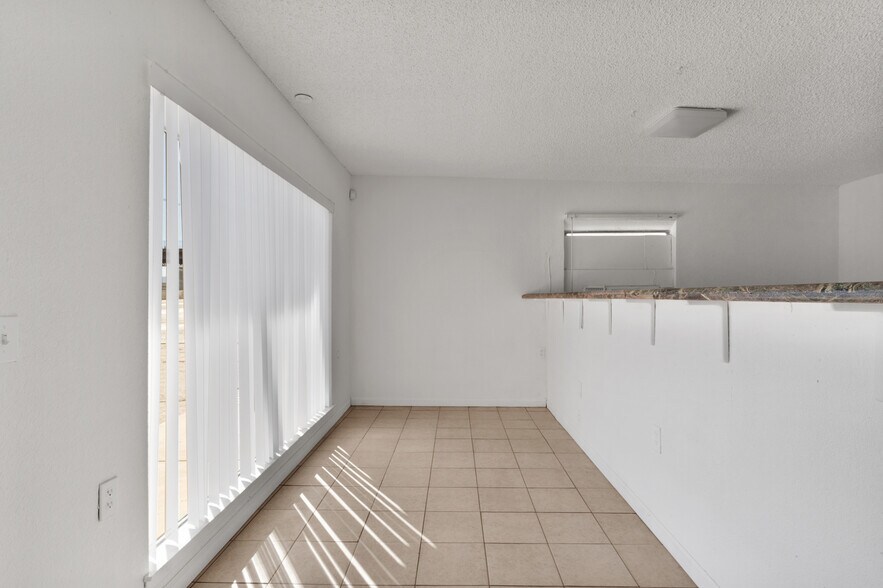 More Photos Of 9464 Hesperia Rd, Hesperia Freestanding For Sale