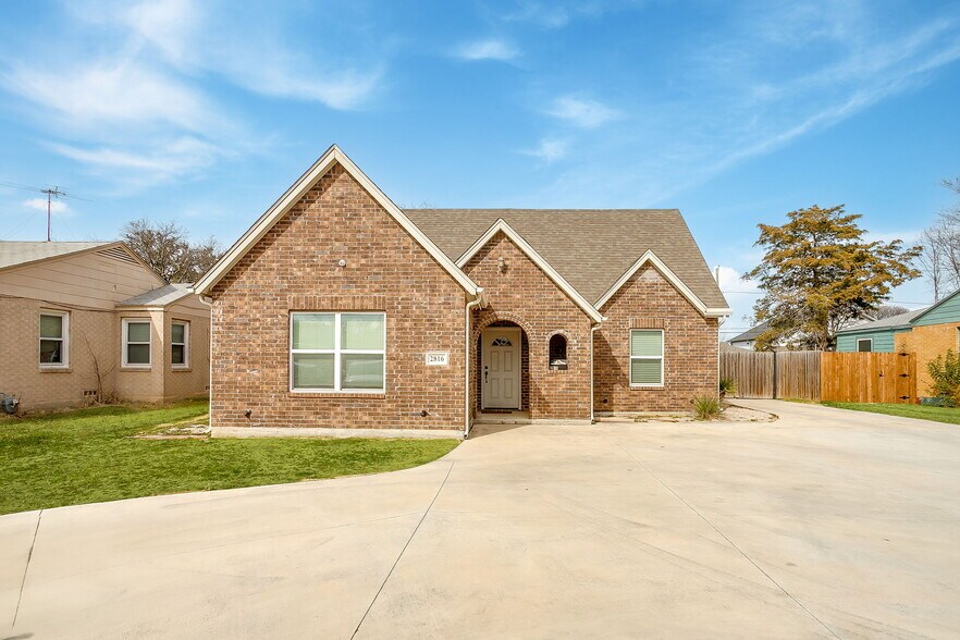 More Photos Of , Fort Worth Multifamily For Sale