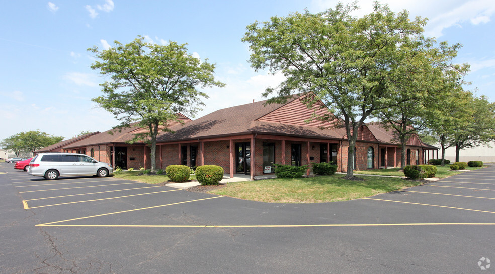 Primary Photo Of 2688-2710 Billingsley Rd, Columbus Office For Lease