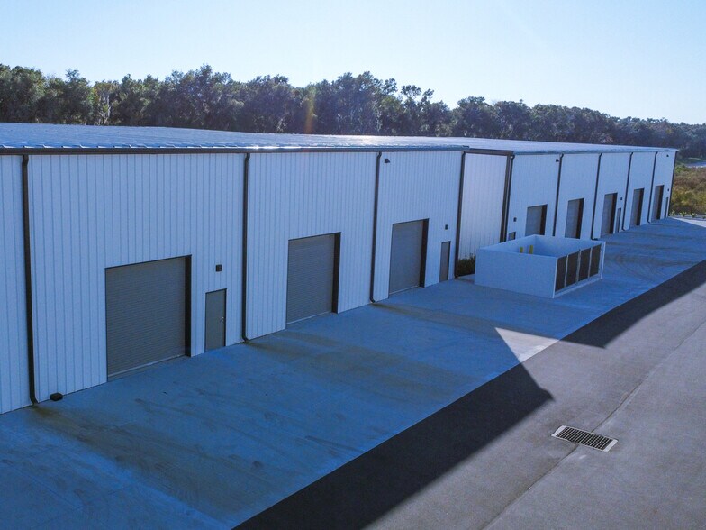 More Photos Of 3950 NW 11th St, Ocala Unknown For Lease