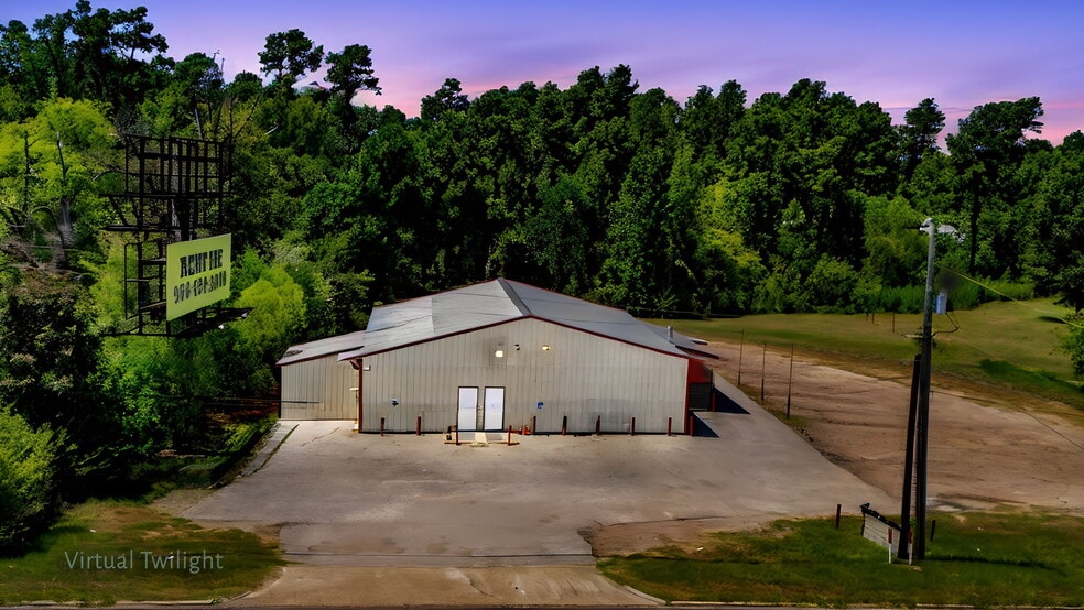 More Photos Of 2715 US Highway 69 N, Lufkin Bar For Sale