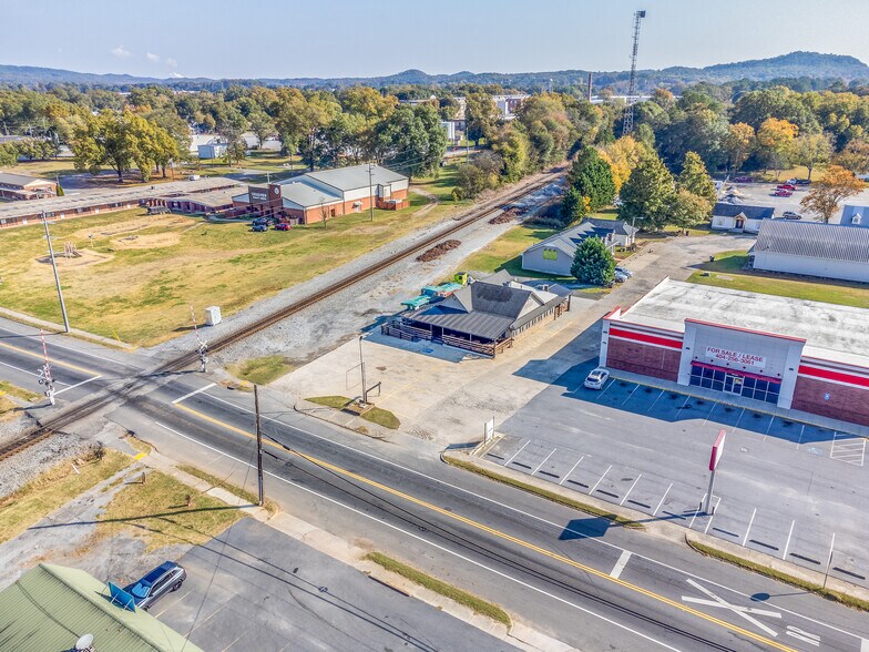 More Photos Of 406 N Piedmont Ave, Rockmart Restaurant For Sale