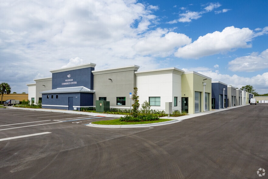 More Photos Of 310 N Wickham Rd, Melbourne Warehouse For Lease