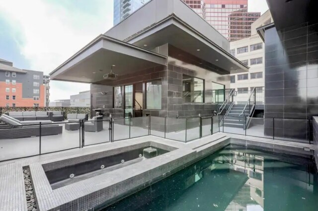 More Photos Of 219 W 4th St, Austin General Retail For Lease