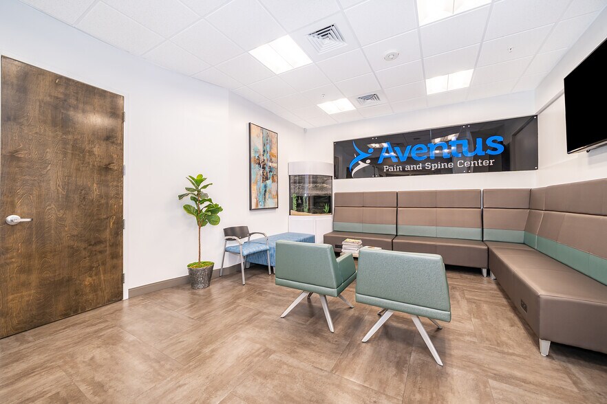 More Photos Of 7560 Red Bug Lake Rd, Oviedo Medical For Sale