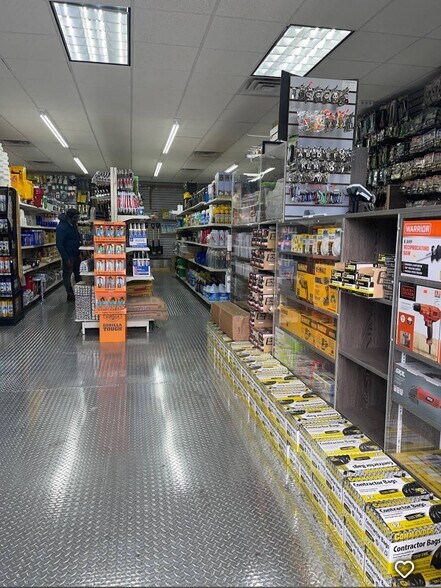 More Photos Of 19921 Linden Blvd, Saint Albans General Retail For Lease