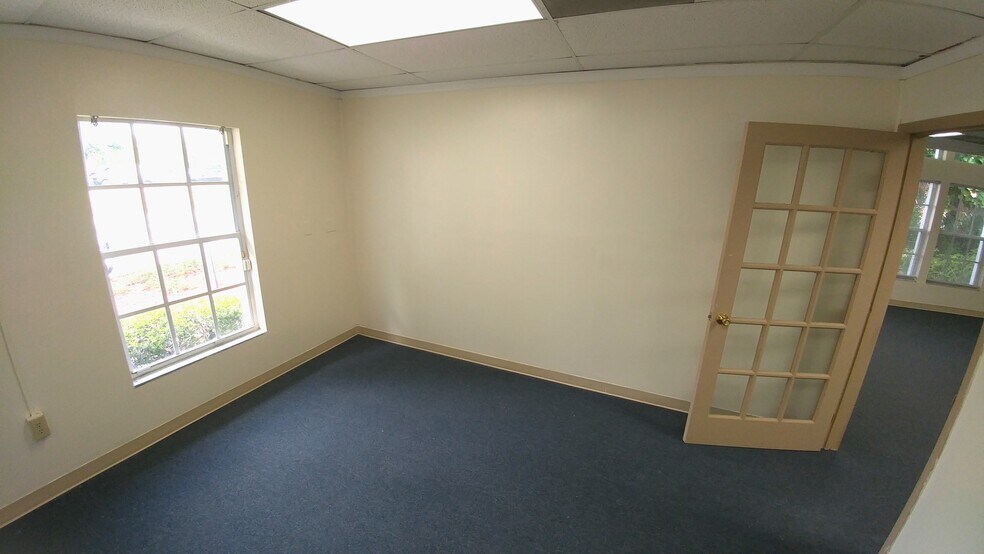 More Photos Of 4951 Babcock St, Palm Bay Office For Lease