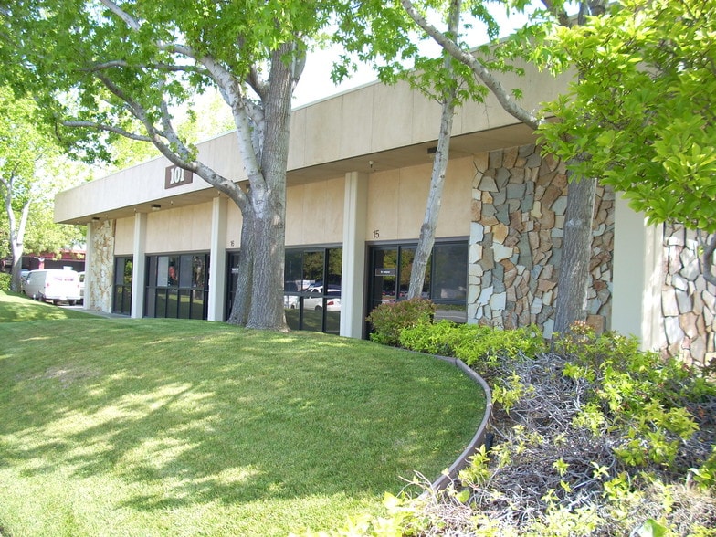 More Photos Of 101 Industrial Rd, Belmont Unknown For Lease