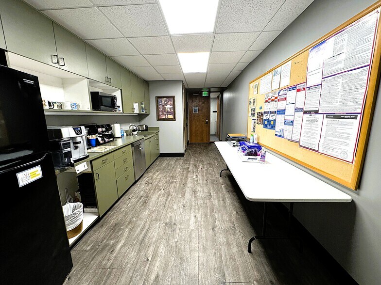 More Photos Of 2 Inverness Dr E, Englewood Medical For Sale