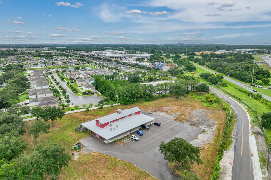 More Photos Of 10070 Fern Hill Dr, Riverview Freestanding For Lease