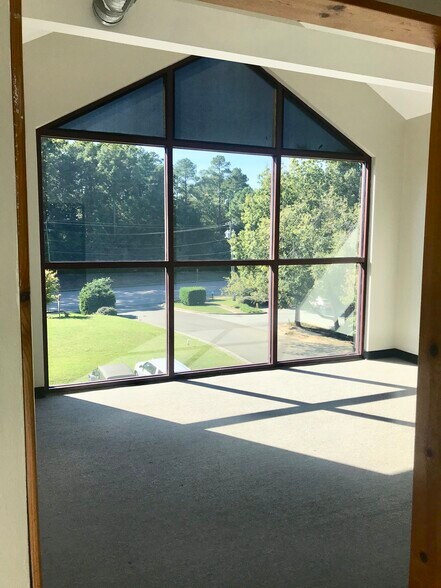 More Photos Of 930 Martin Luther King Jr Blvd, Chapel Hill Office For Lease