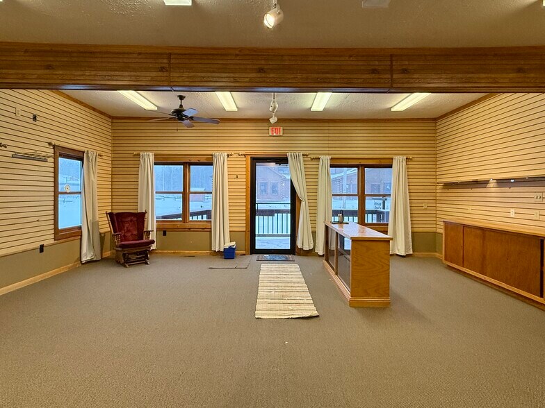 More Photos Of 6541 Duck Lake rd, Land O Lakes Storefront Retail Residential For Sale