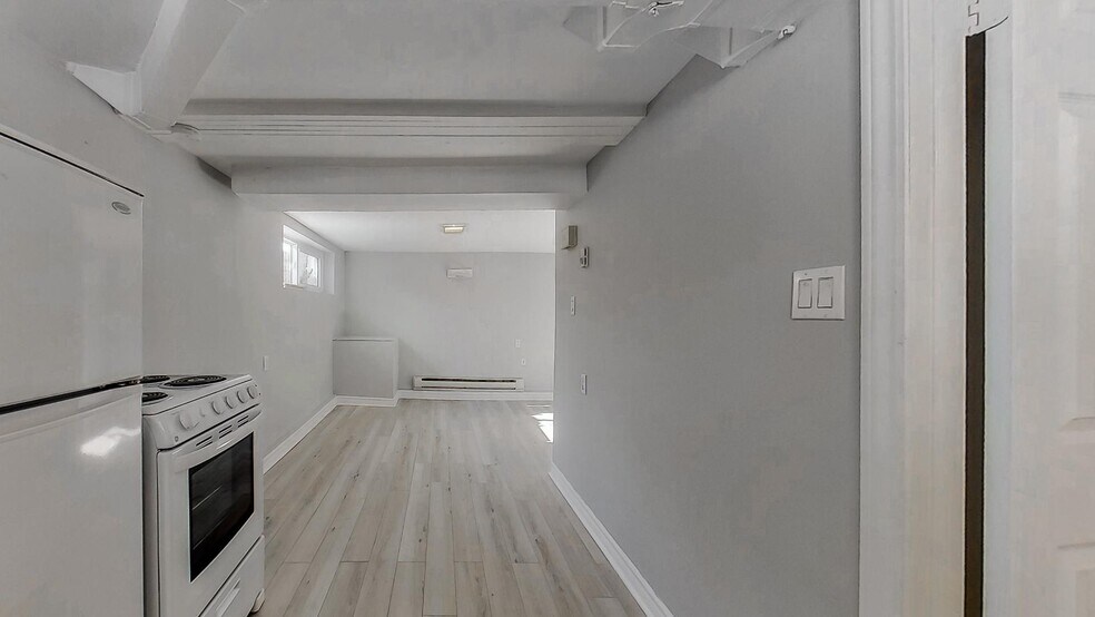 More Photos Of 358 Cartier Av, Sudbury Apartments For Sale