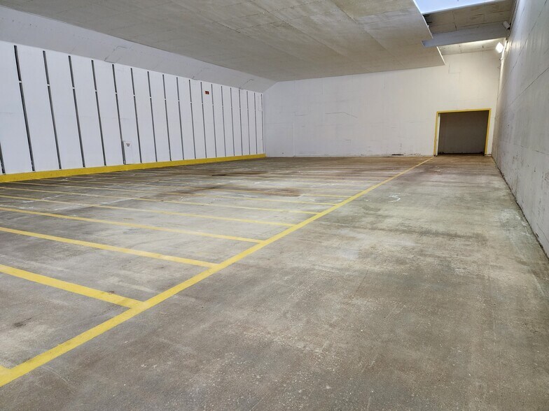 More Photos Of 369 Road 176, Delano Refrigeration Cold Storage For Lease