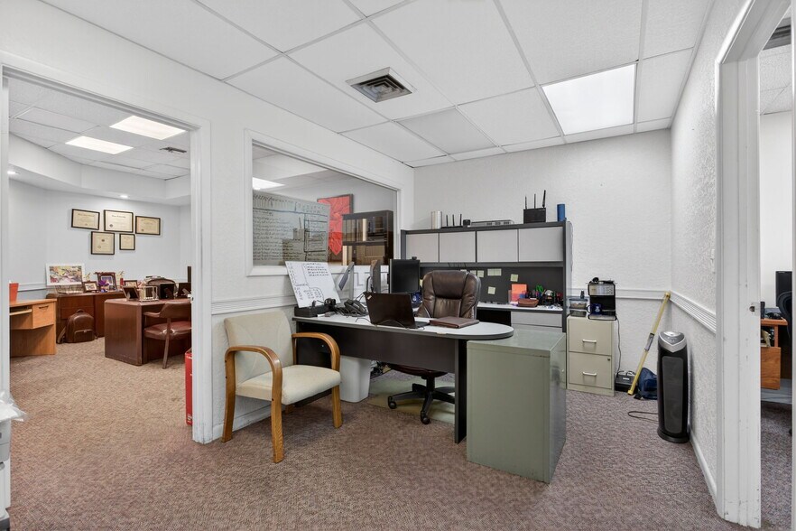 More Photos Of 513 N State Road 7, Margate Office For Sale