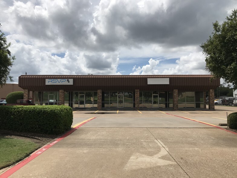 More Photos Of 7904-7908 NE Loop 820, North Richland Hills Unknown For Lease