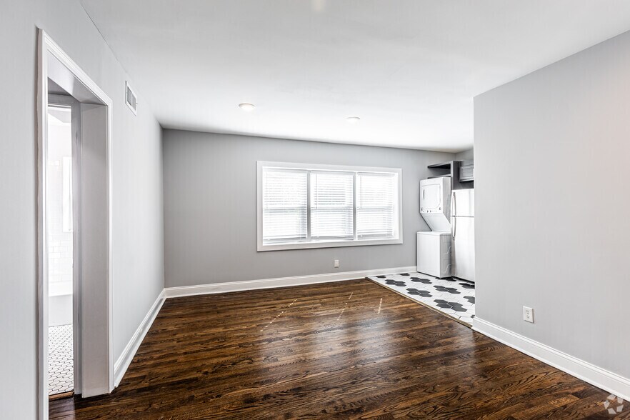 More Photos Of 3457 Holmes St, Kansas City Apartments For Sale