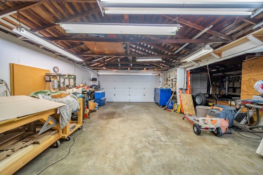 More Photos Of 21312 E Arrow Hwy, Covina Storefront Retail Residential For Sale