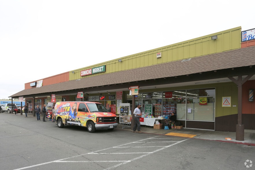 More Photos Of 625 Sebastopol Rd, Santa Rosa General Retail For Lease