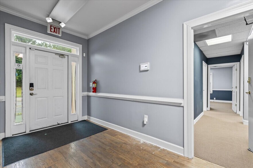 More Photos Of 883 Commerce Dr SW, Conyers Office For Sale