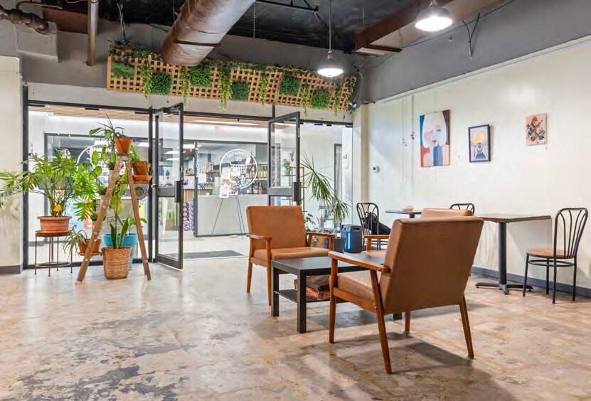 More Photos Of 3535 Av Papineau, Montréal Apartments For Sale