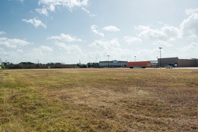 More Photos Of 310 Overcreek Way, Sealy Land For Sale