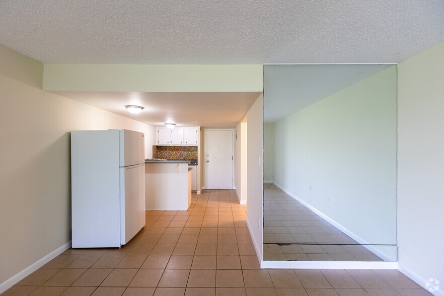 More Photos Of 750-770 NE 195th St, Miami Apartments For Sale