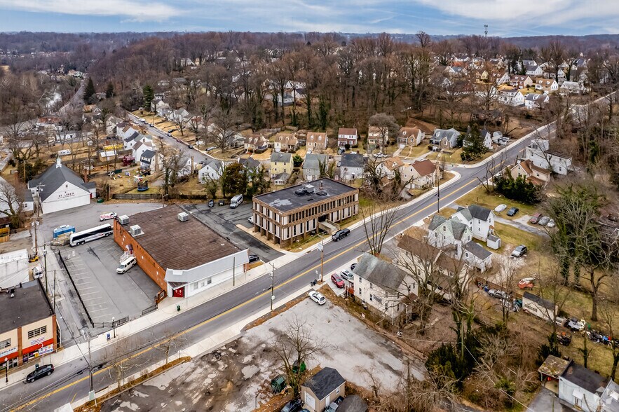 More Photos Of 6314 Windsor Mill Rd, Woodlawn Medical For Lease