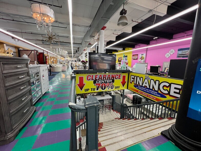 More Photos Of 300 Main St, Paterson General Retail For Sale