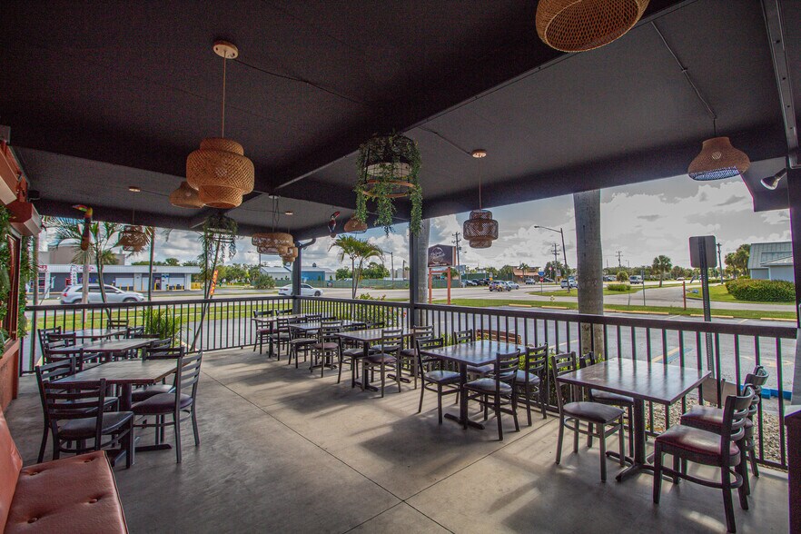 More Photos Of 4400 Hancock Bridge Pky, North Fort Myers Restaurant For Sale