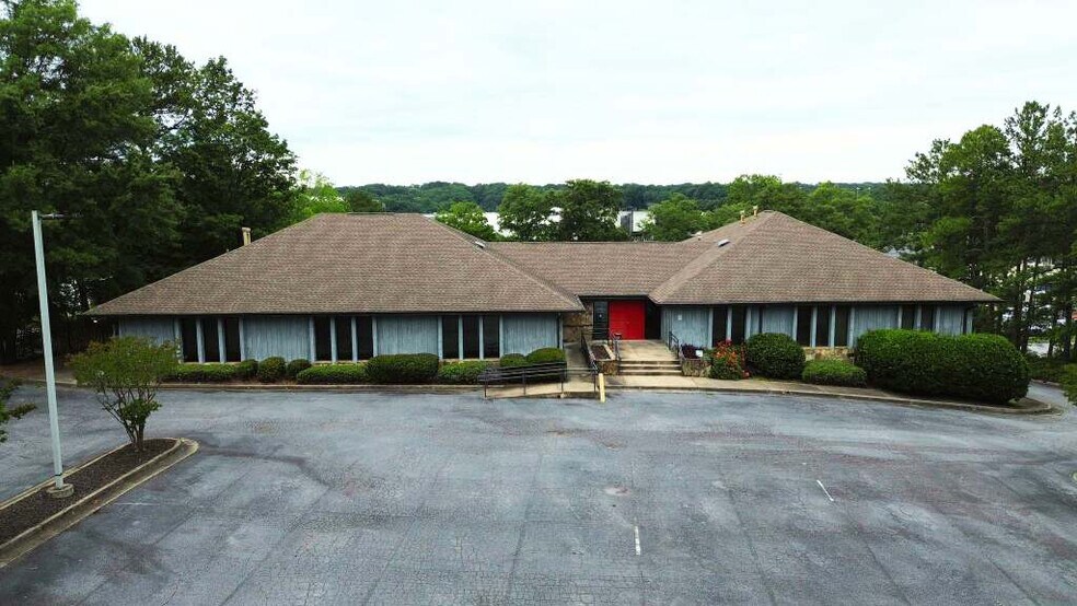 More Photos Of 6612 Exchange Pl, Morrow Office For Sale