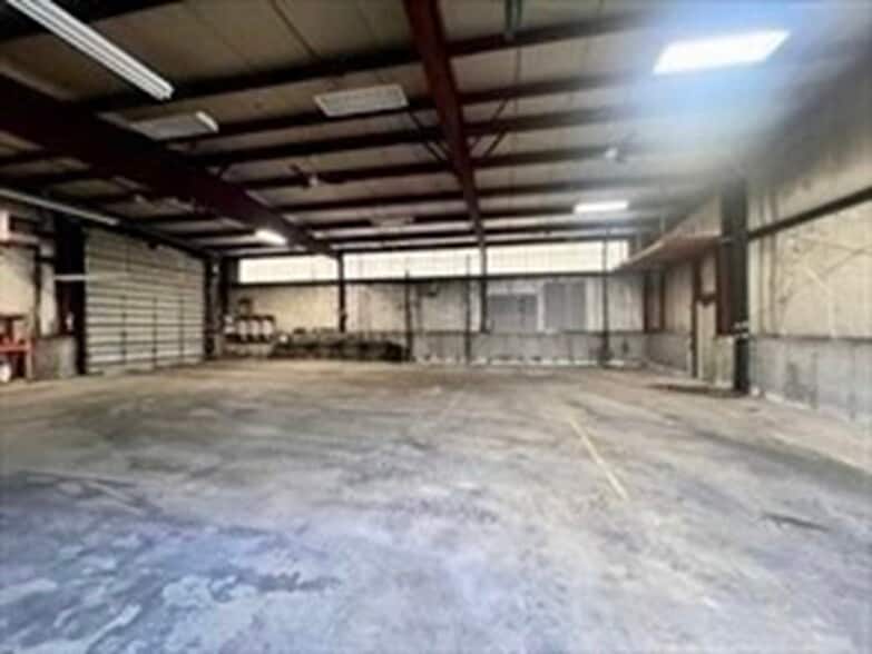 More Photos Of 200 North St, New Bedford Warehouse For Sale